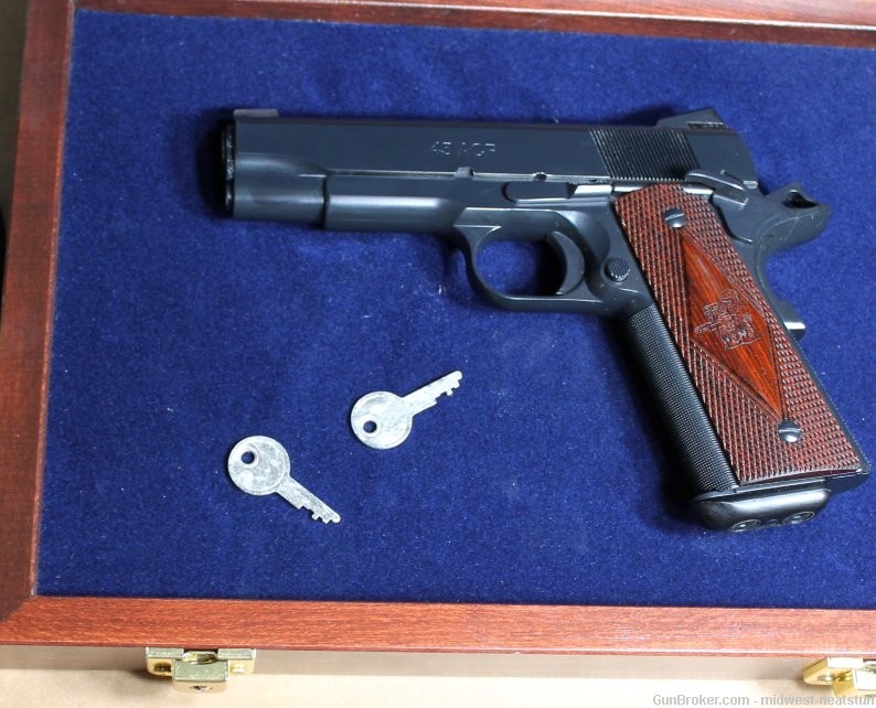 Les Baer custom 1911 S.P.R. 45 ACP swift Response Pistol Night Sights Case -img-4