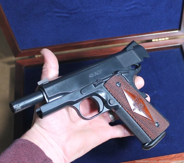 Les Baer custom 1911 S.P.R. 45 ACP swift Response Pistol Night Sights Case -img-2