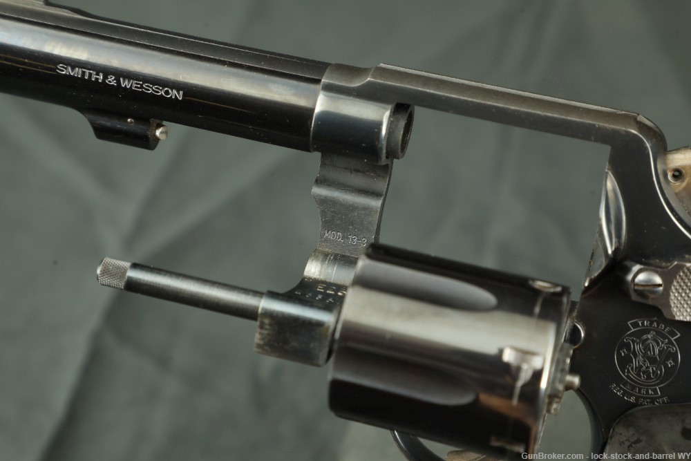 Smith & Wesson S&W Model 13-3 .357 Magnum M&P Heavy Barrel 4" Revolver 1984-img-23