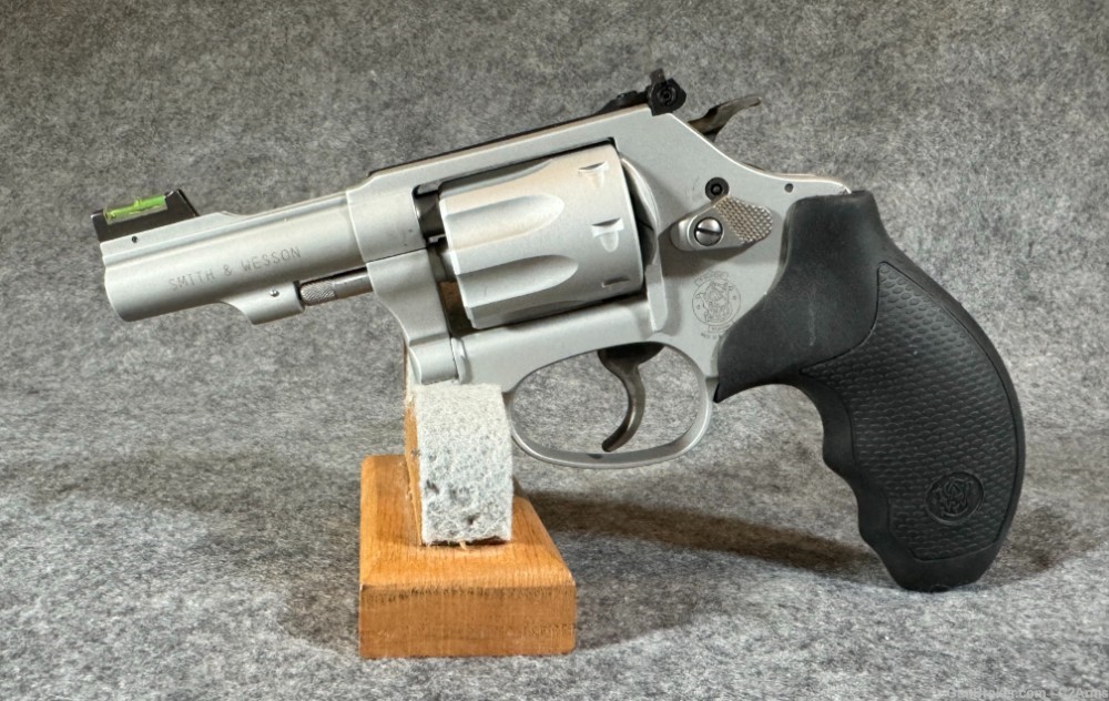 Smith & Wesson 317 Revolver 22LR S&W-img-6