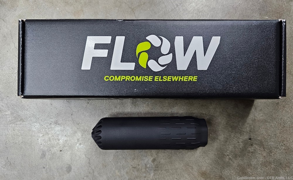 HUXWRX FLOW 556K under Form 3 ready to ship flow though low back pressure-img-0