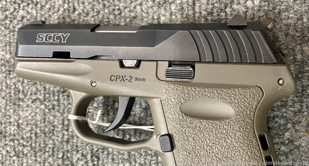 SCCY CPX-2 9mm pistol gently used FDE and Black 1 Mag -img-4