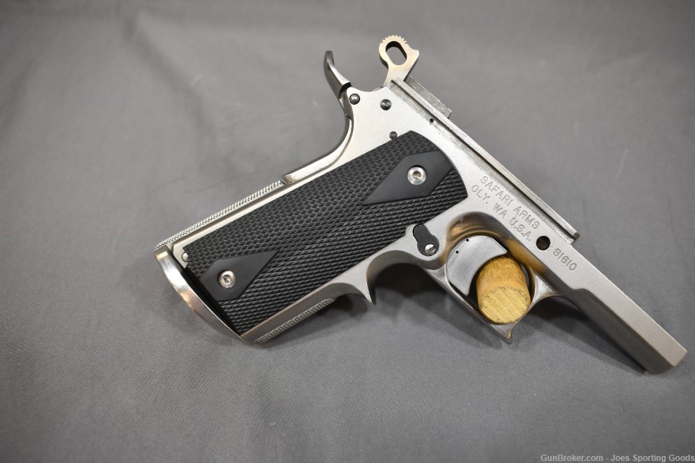 Safari Arms 1911 Frame w/ Black Checkered grips & Case-img-5