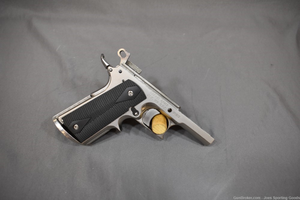 Safari Arms 1911 Frame w/ Black Checkered grips & Case-img-4