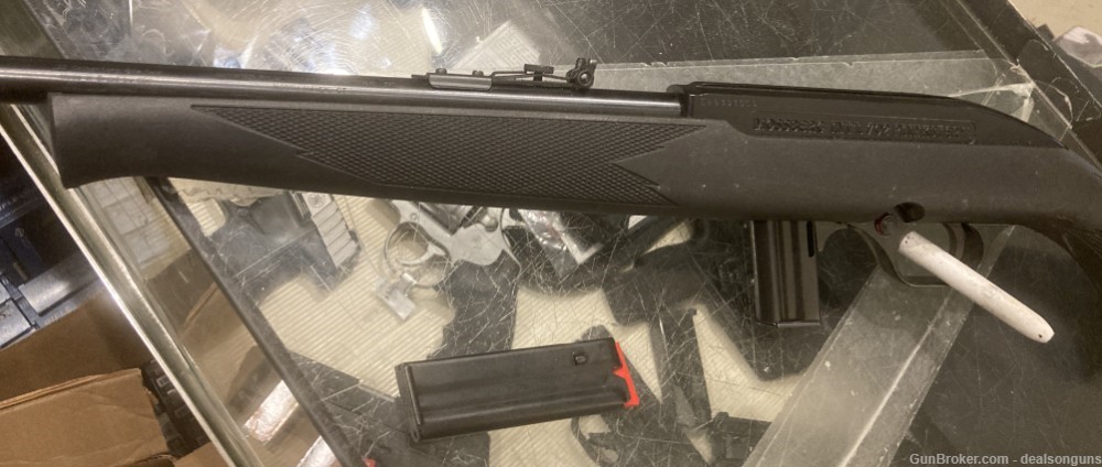  Mossberg 702 Plinkster 22LR good condition(no card fees added)-img-4