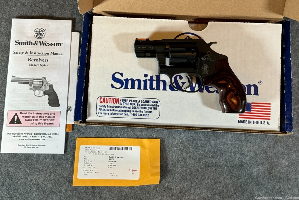 Smith & Wesson 351PD AirLite Revolver 22Mag-img-1