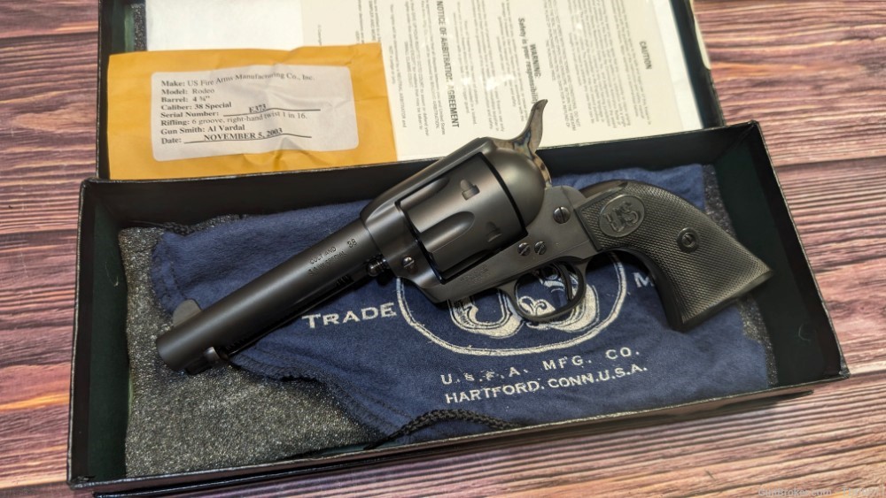 UNFIRED IN BOX USFA Rodeo 4 3/4" Revolver excellent condition PENNY START-img-0