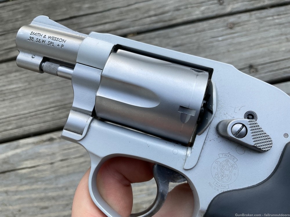 Smith & Wesson S&W 638-3 Airweight Revolver 38 Special +P Shrouded Hammer-img-9