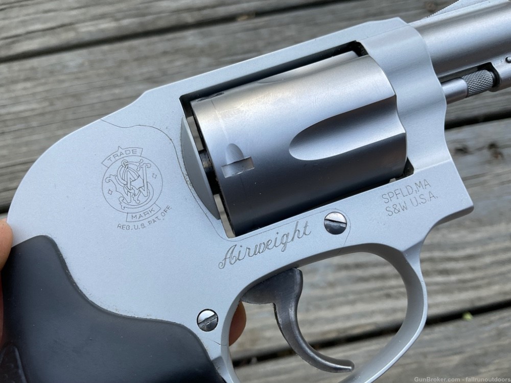 Smith & Wesson S&W 638-3 Airweight Revolver 38 Special +P Shrouded Hammer-img-8