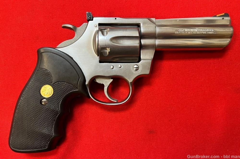 Colt 357 mag King Cobra 4" Stainless Steel Revolver Made in 1987-img-4
