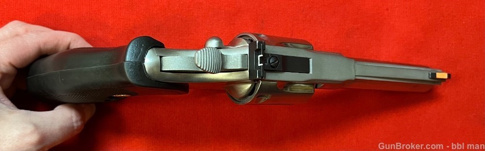 Colt 357 mag King Cobra 4" Stainless Steel Revolver Made in 1987-img-9