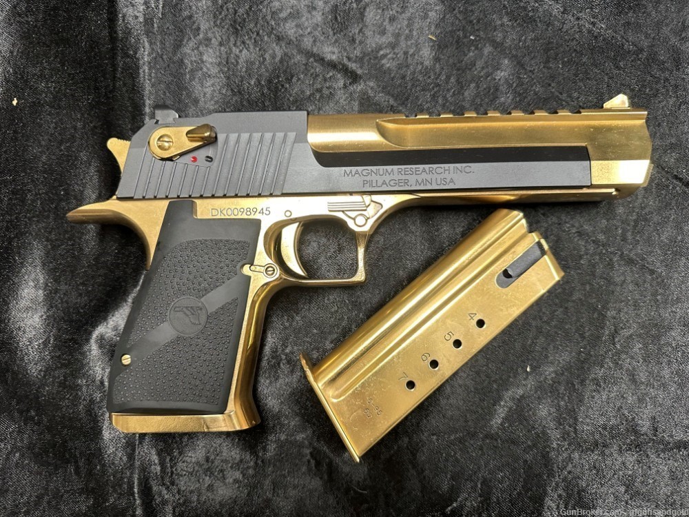  CUSTOM 24KT GOLD WITH BLACK MAGNUM RESEARCH,50AE DESERT EAGLE-img-2