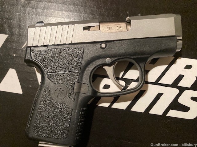 Kahr Arms CW380 380 acp in the box with extra Magazine.-img-2