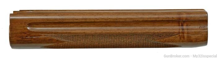 NEW OLD STOCK BROWNING A5 20 GAUGE FOREND FACTORY ORIGINAL -img-0