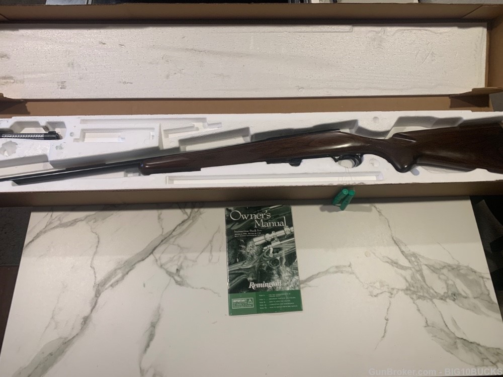 REMINGTON 700 CLASSIC 221 REM FIREBALL NEW IN BOX-img-0