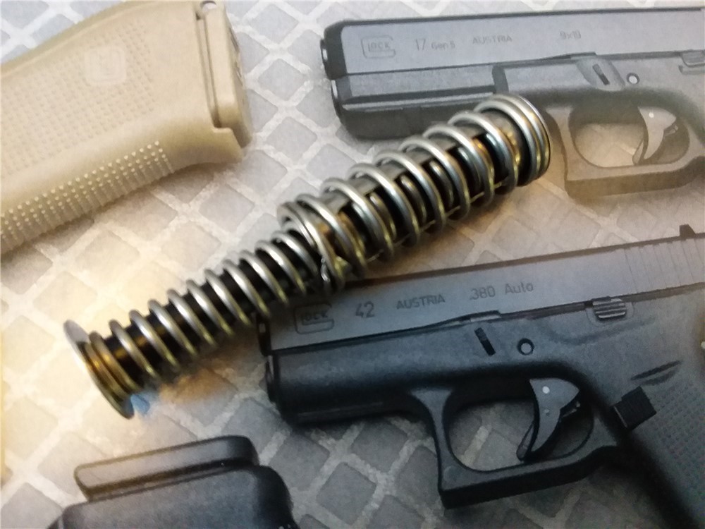 GLOCK Dual Recoil Spring;  Any size you need. We have them all.-img-0
