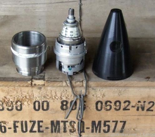 U.S. MECH TIME M577 FUZE FOR MORTAR AND ARTILLERY PORT HOLE FUZE #2-img-9
