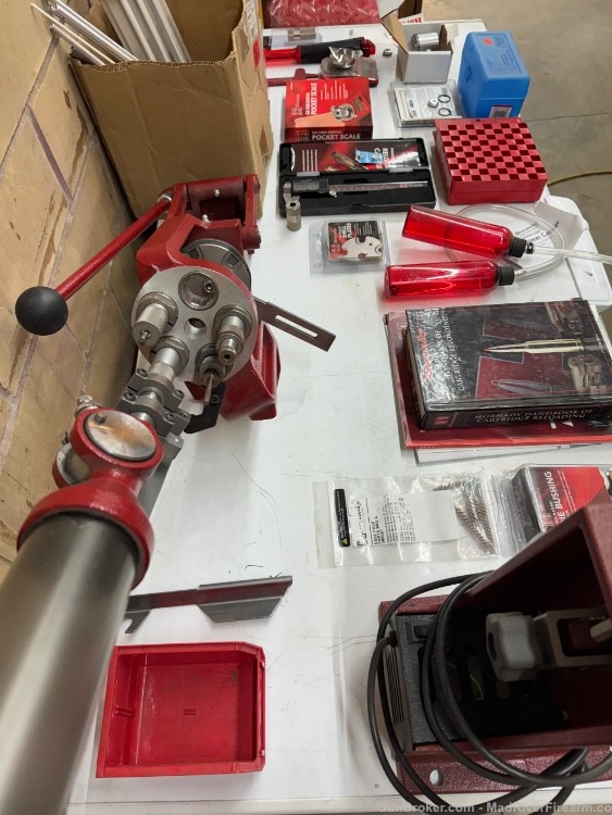 HORNADY RELOADING PRESS AND TONS MORE! READ DESCRIPTION FOR FULL LIST!-img-13