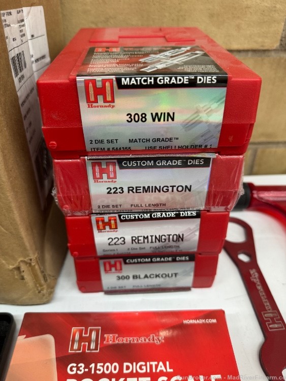 HORNADY RELOADING PRESS AND TONS MORE! READ DESCRIPTION FOR FULL LIST!-img-15