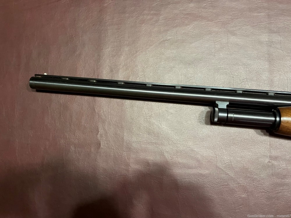 Mossberg 500A 12ga 28" Vent Rib with Changeable chokes Minty-img-8