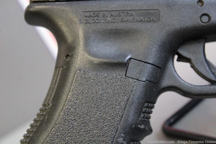 Glock 22 Gen3 .40S&W Item P-3-img-17