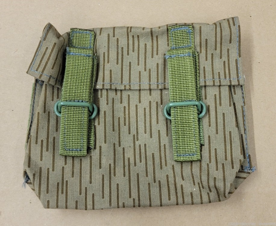 Small East German Pouch-img-0