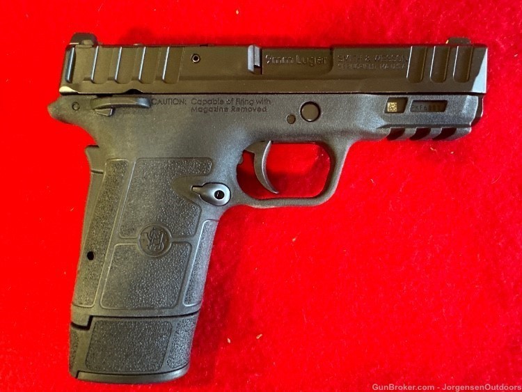 NEW Smith and Wesson Equalizer 9mm-img-0