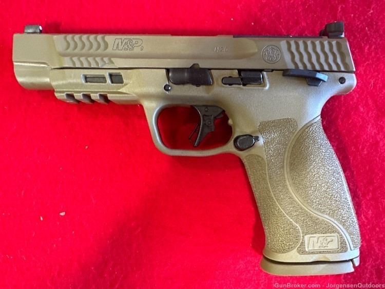 NEW Smith and Wesson M&P9 2.0 FDE 9mm-img-3