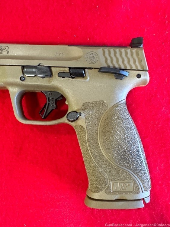 NEW Smith and Wesson M&P9 2.0 FDE 9mm-img-4
