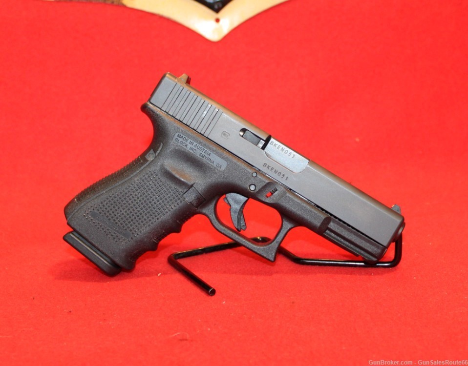 Glock 23 Gen4 .40 S&W Semi Auto Pistol 4.1" 13+1-img-1