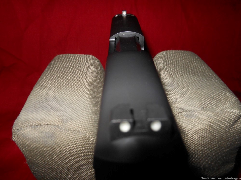 Sig Sauer P220 P220R 3.9” Brl Carry Pistol 8 RD .45ACP Rail & Night Sights-img-7