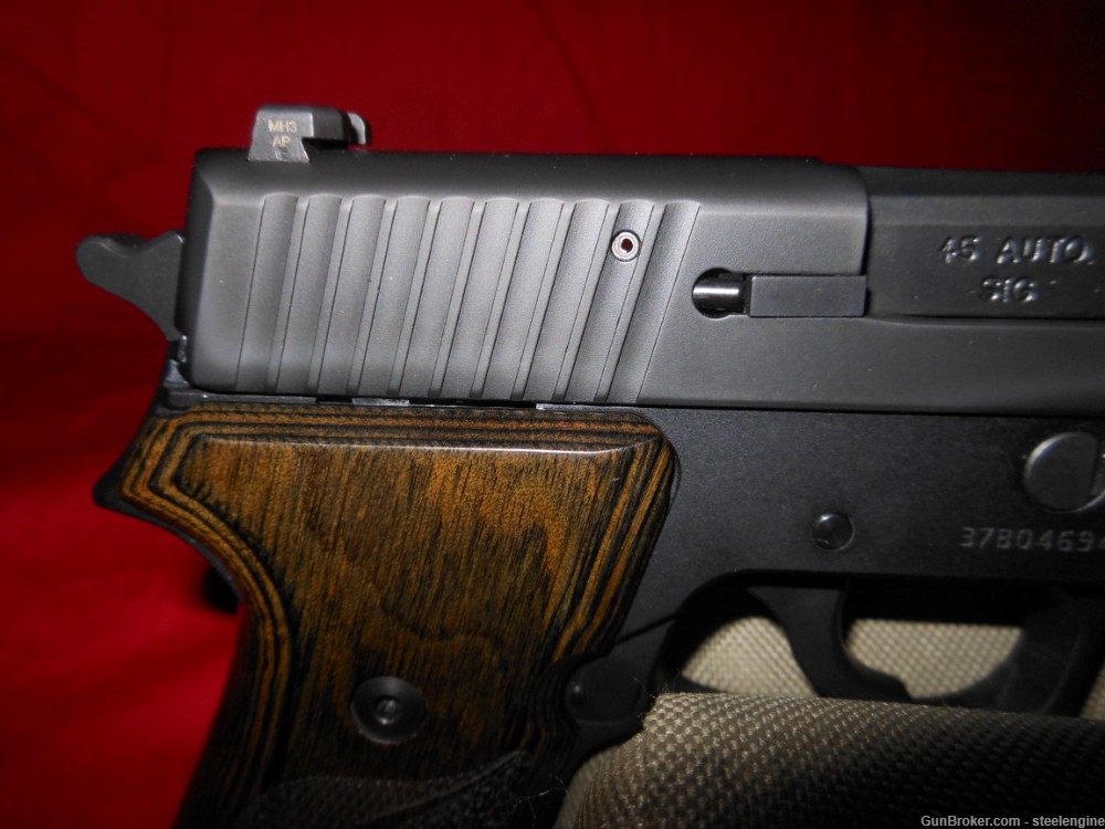Sig Sauer P220 P220R 3.9” Brl Carry Pistol 8 RD .45ACP Rail & Night Sights-img-2