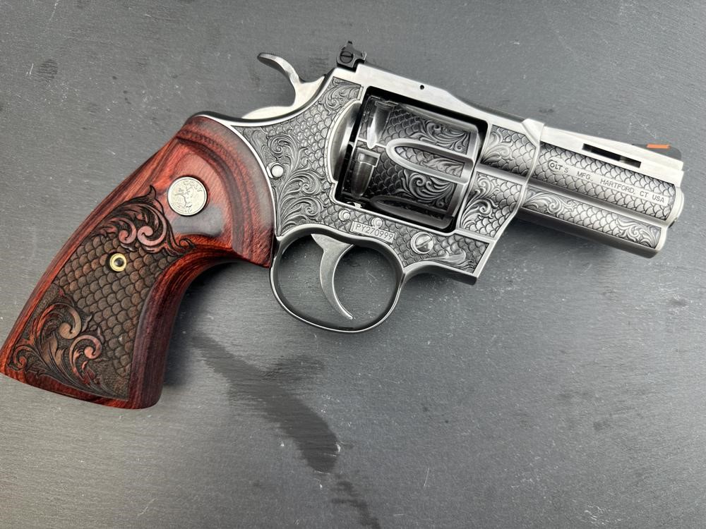 FACTORY 2ND - Colt Python 2020 ENGRAVED Royal Snake Scale by Altamont 3"-img-12