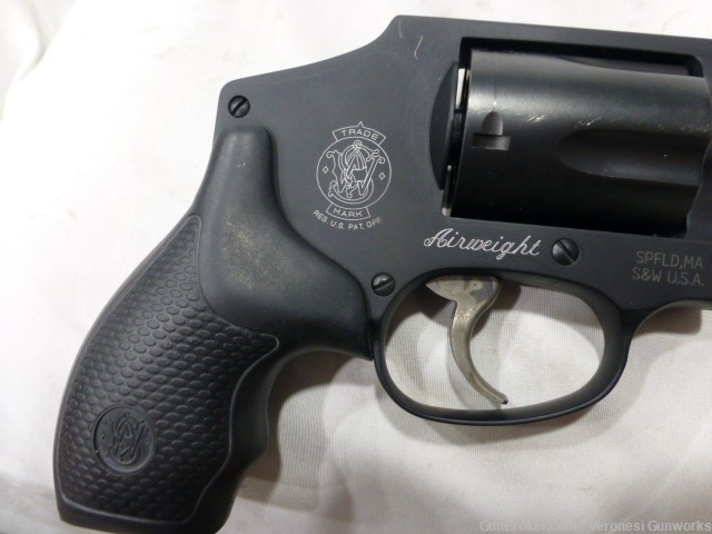 S&W 442 Revolver 38 spl +P 1 5/8" DAO 5 rd Blackhawk Holster EXCELLENT-img-1