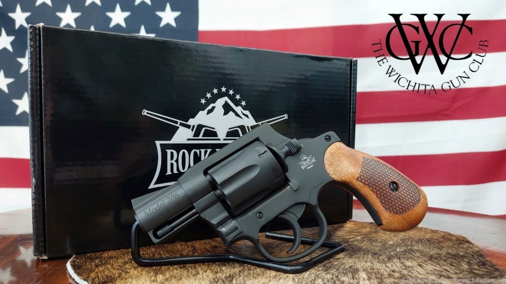 Pre Owned Rock Island Armory Model 206  Snub Nose 38 Special -img-0