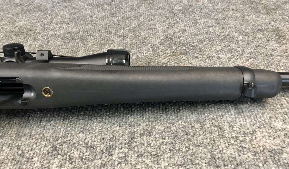 Ruger 10/22 Rifle from 2013 used about mint with scope and two magazines -img-11