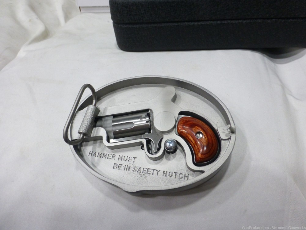 NIB NAA 22 LR Mini Revolver Oval Ornate Belt Buckle 1" NAA-22LR-BBO-img-6