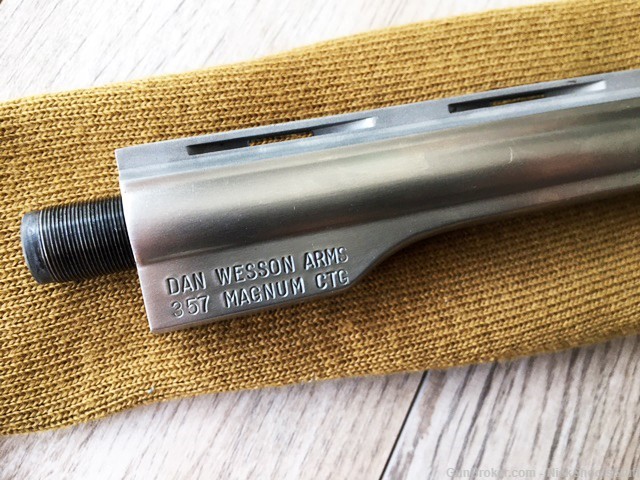 Dan Wesson 15-2VH SUPER 6-barrel Set 15" to 2.5" EWK 357 Magnum 38 SPL-img-3