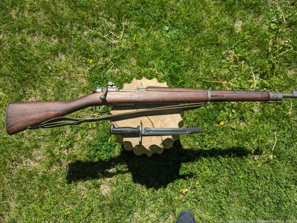 Remington M1903A3 with original bayonet-img-0