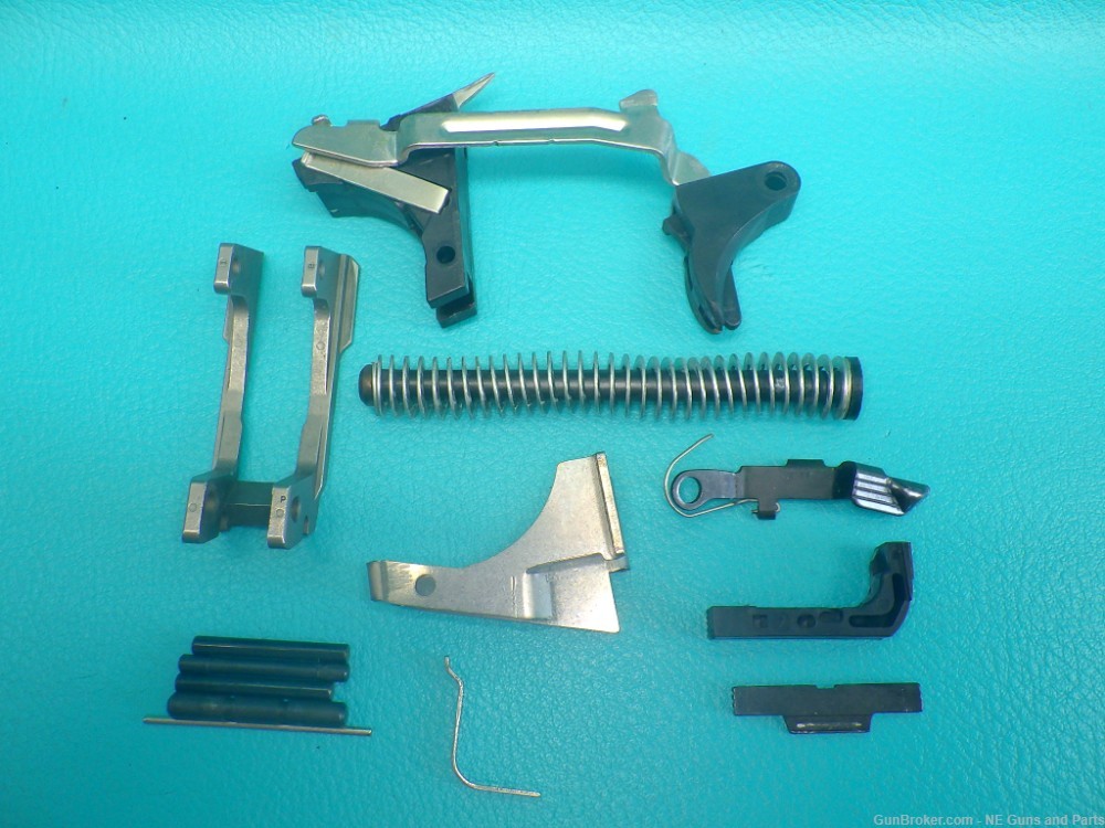 Glock 17 9mm  Pistol Repair Parts Kit-img-0