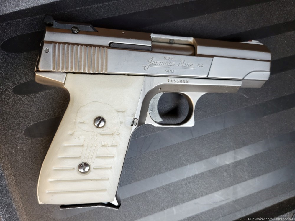 Bryco Jennings Nine 9mm Semi-automatic Handgun -img-4