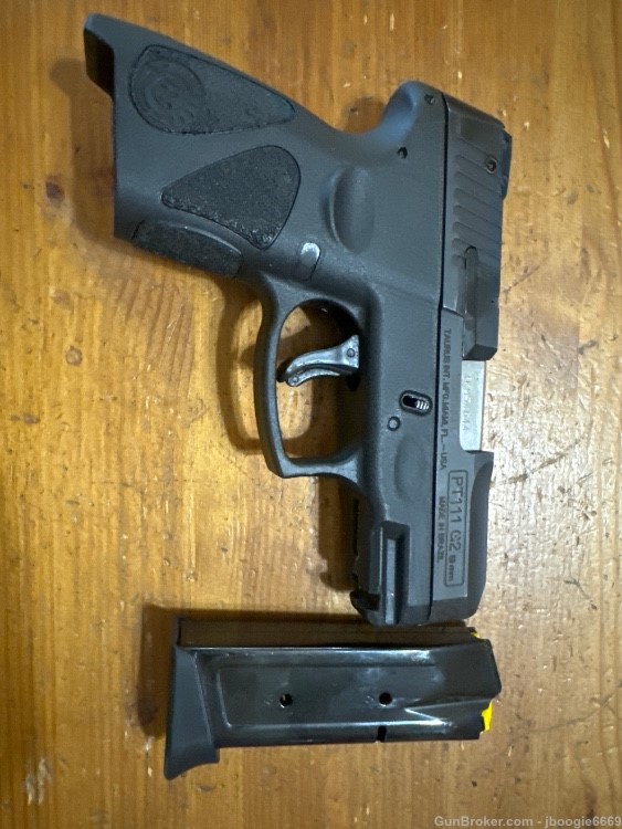 Taurus pt111 millennium G2 9mm pistol-img-0