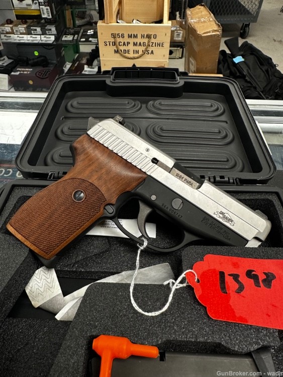 Nice Sig P239 Custom Shop Two Tone 9mm with 2 mags NO RESERVE -img-0