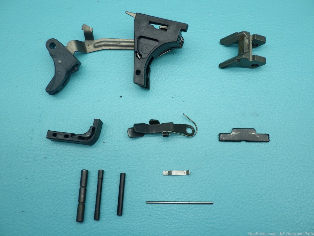 Glock 27 .40S&W Pistol Repair Parts Kit-img-1