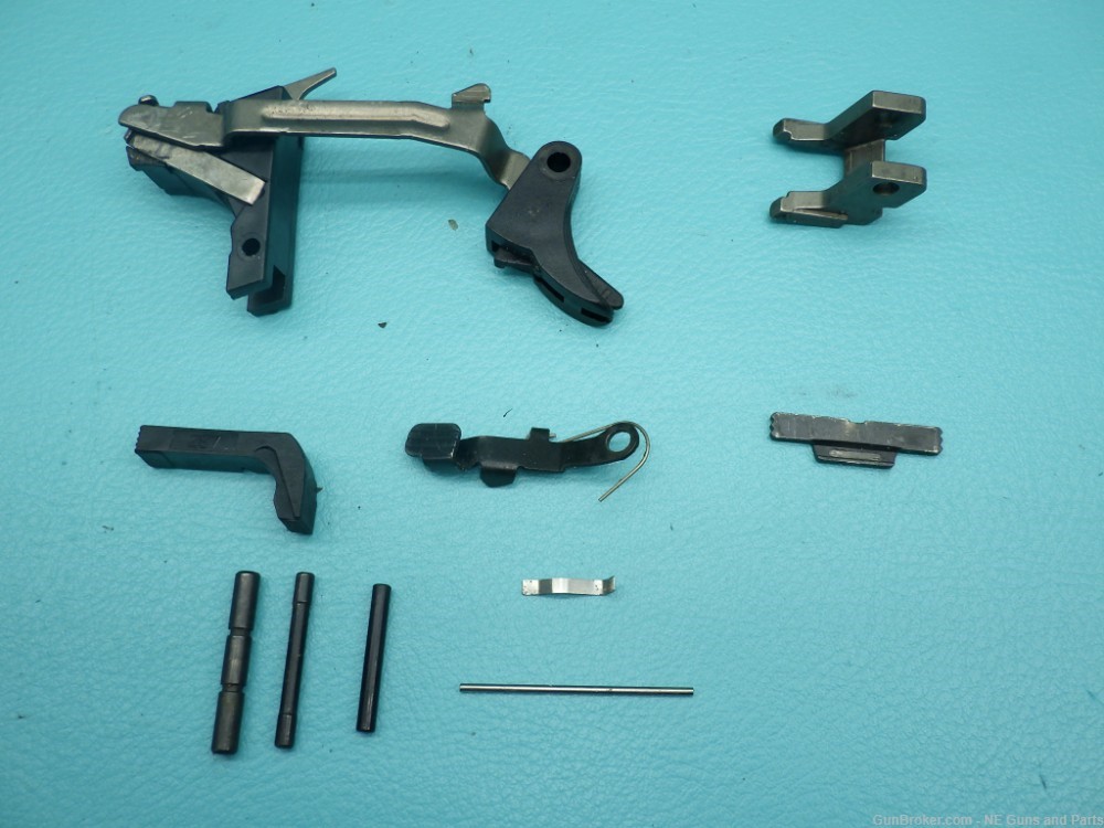 Glock 27 .40S&W Pistol Repair Parts Kit-img-0