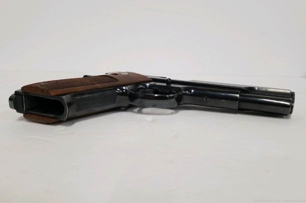 Smith & Wesson Model 52-1 Semi-Auto Target Pistol in 38 WC w/ Box-img-2