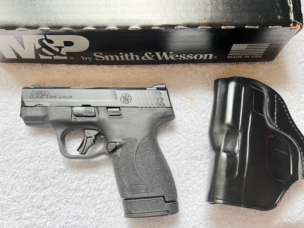 New in Box Smith & Wesson S&W M&P 9mm Shield Plus w/ Holster & Extra Mags-img-0