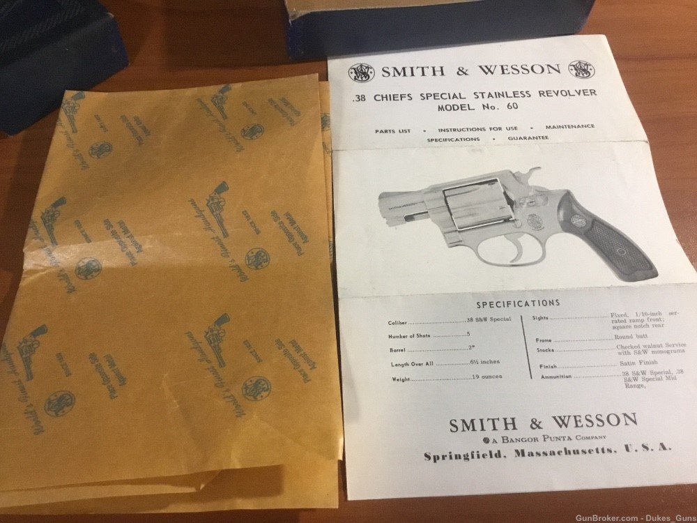 Smith & Wesson vintage 2 piece Model 60 factory box with papers-img-2