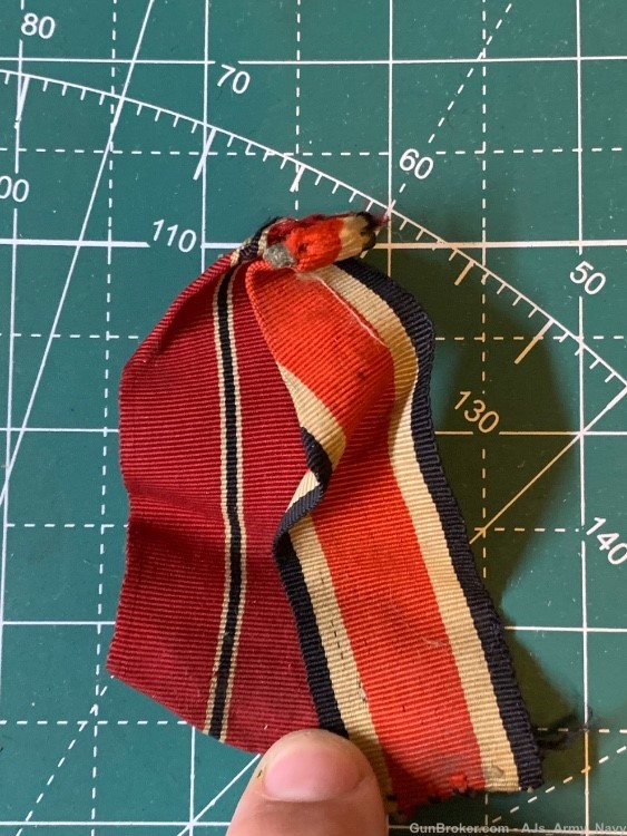 WW2 Rare Maker Winter German Medal & German Ribbons -img-3