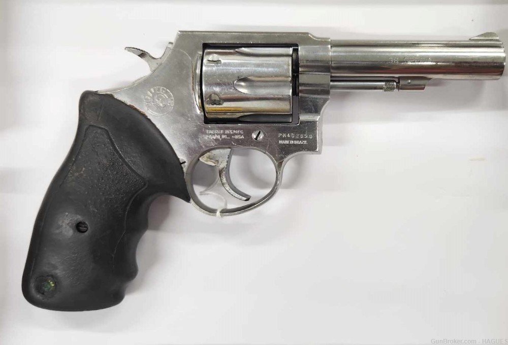 Taurus Model 82 Revolver - 6 Shot - 4 Inch Barrel   .38 Special -img-0